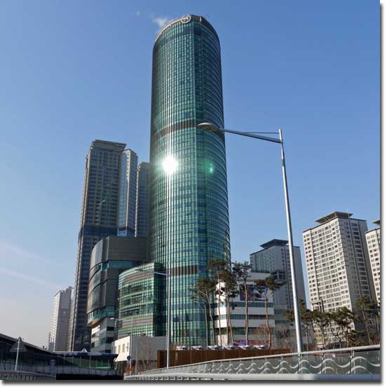 Geb�udekomplex D Cube City in Seoul, gesehen von der Ostseite, Januar 2012